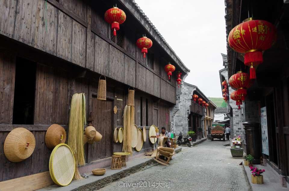 24小时不打烊的“理财夜市”又来了,申赎规则需看仔细